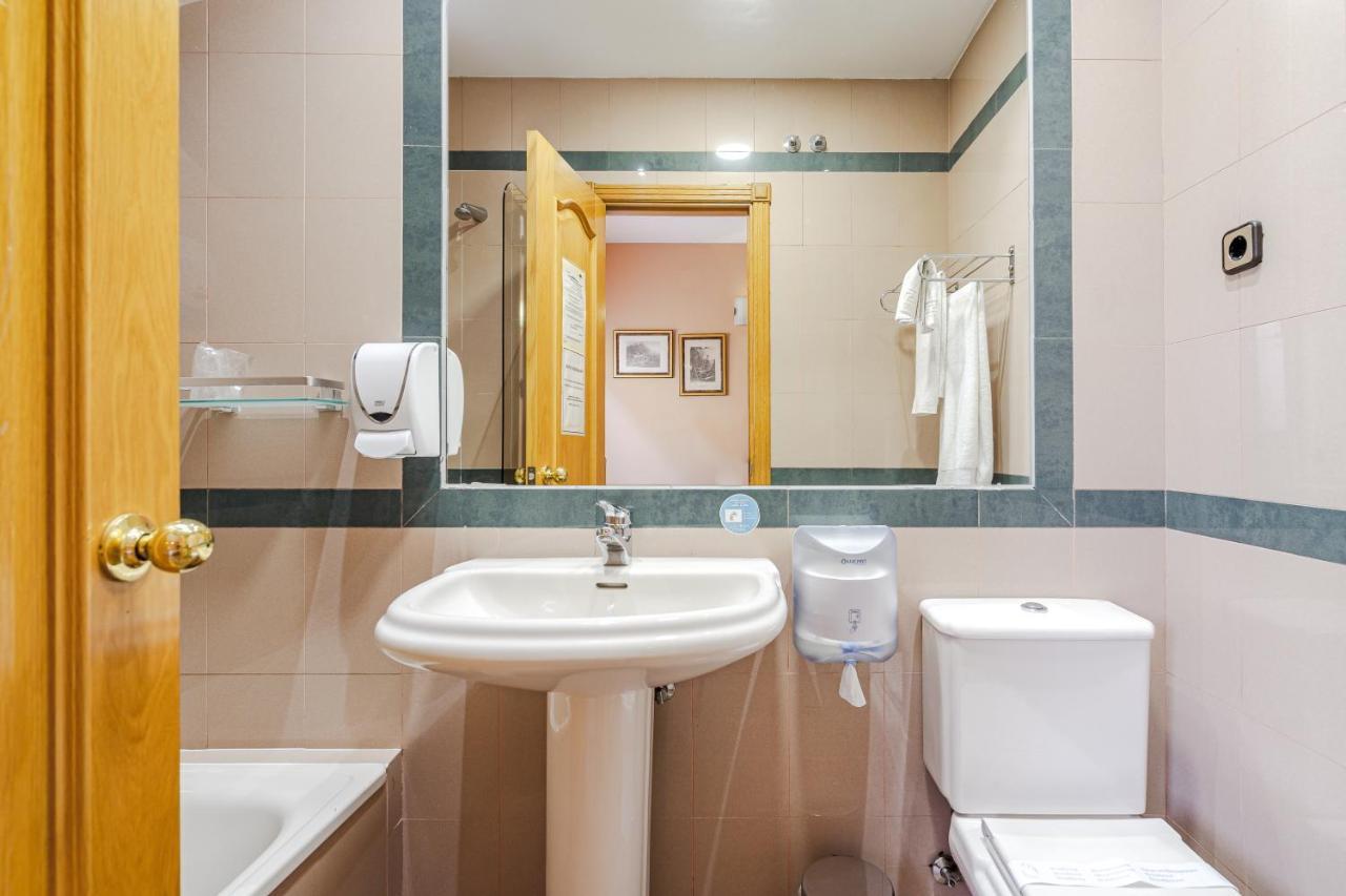Habitación Doble con baño privado